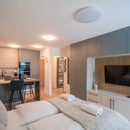 Myflat Wave 31 Apartment