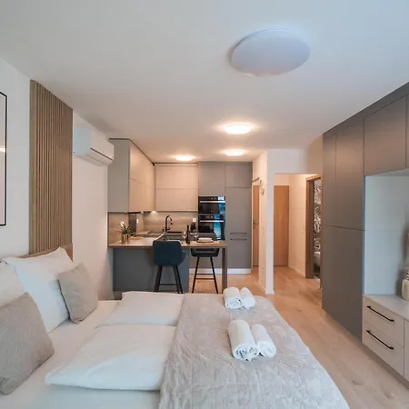 Myflat Wave 31 Apartment *