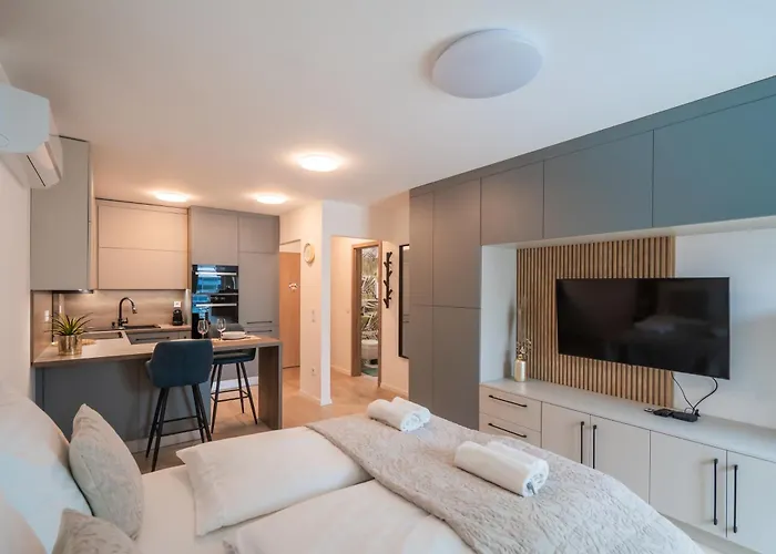 Myflat Wave 31 Apartment